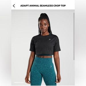 ADAPT ANIMAL SEAMLESS CROP TOP
